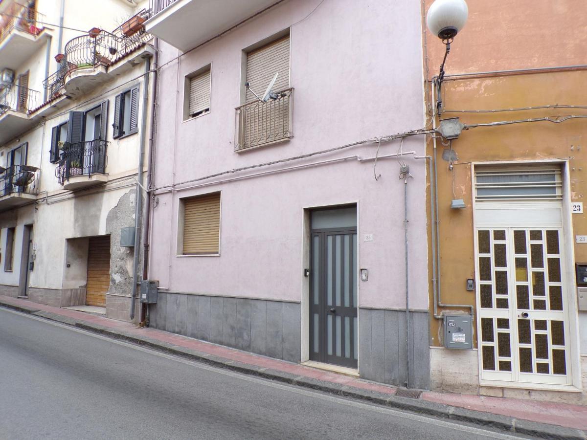 Il Porticciolo Apartment Giardini Naxos Luaran gambar